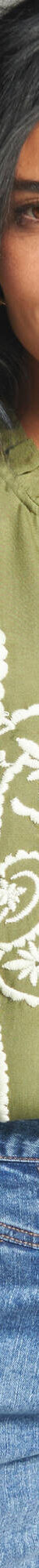 Chemisier brodé, viscose (vert mousse / écru) Chemisier brodé, viscose (vert mousse / écru)